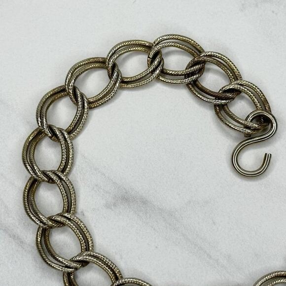 Gold Tone Textured Chain Link Belt Double Hook One Size Y2K ✨ - Picture 10 of 10